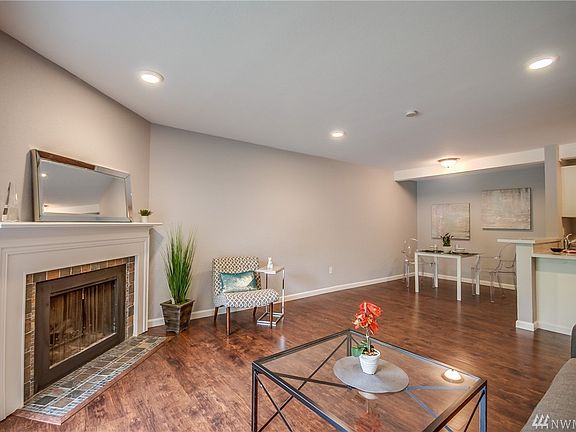 3rd image of 21615 80th Ave W APT 102