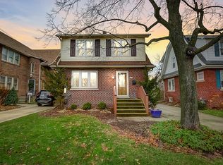 4766 N Berkeley Blvd, Whitefish Bay, WI 53211
