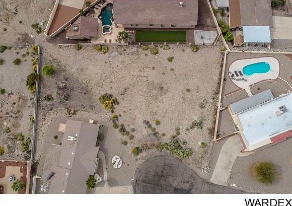 1st image of 2352 Tee Ln