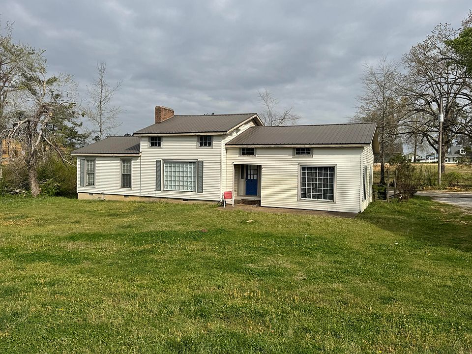 1st image of 4607 N Harper Rd