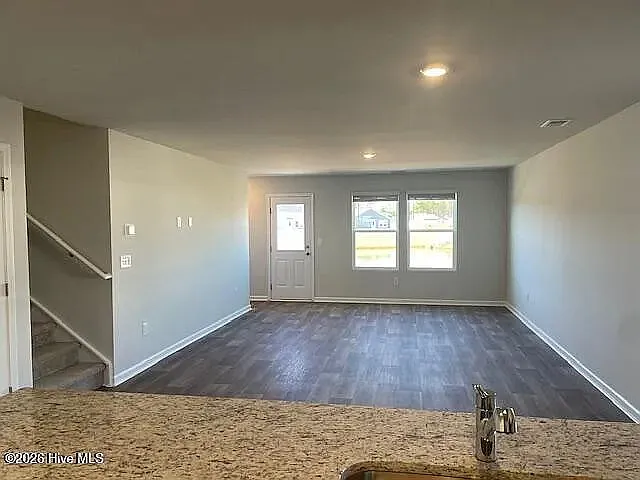 1201 Black Kite Ct SW — Photo 6
