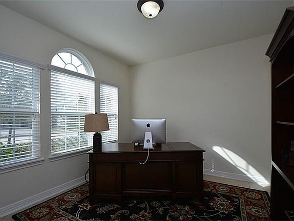 3rd image of 29026 Erica Lee Ct