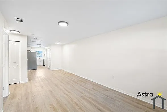 966 22nd Ave S #101 — Photo 4