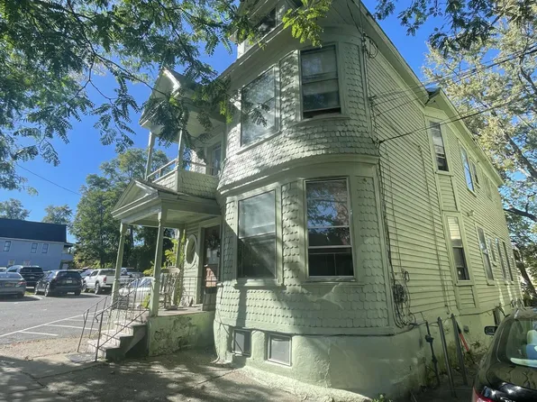 318 Georgetta Dix Plaza, Schenectady, NY 12307
