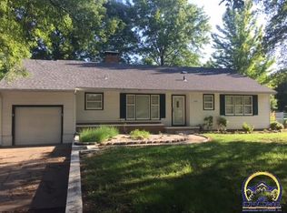 1618 SW 33rd St, Topeka, KS 66611