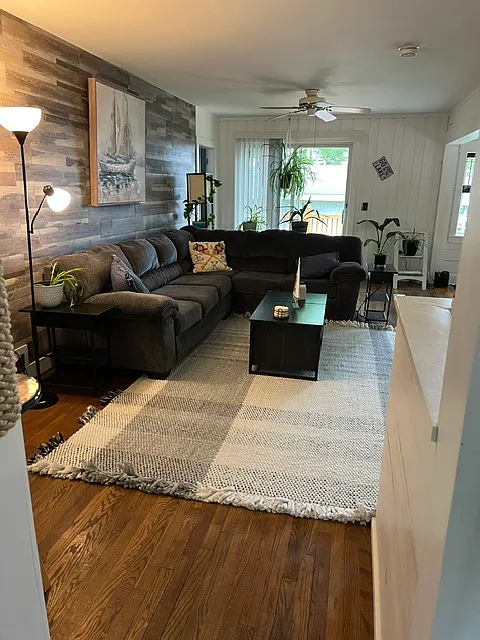 3 bed, 1289 sqft, $2,850 — Photo 4