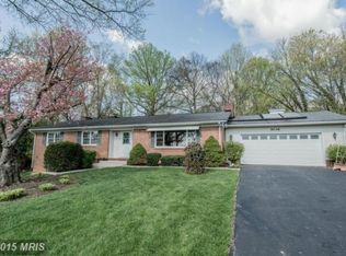 5036 Lake Circle Ct, Columbia, MD 21044