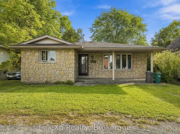 501 Sidney St, Belleville, ON K8P 4A3