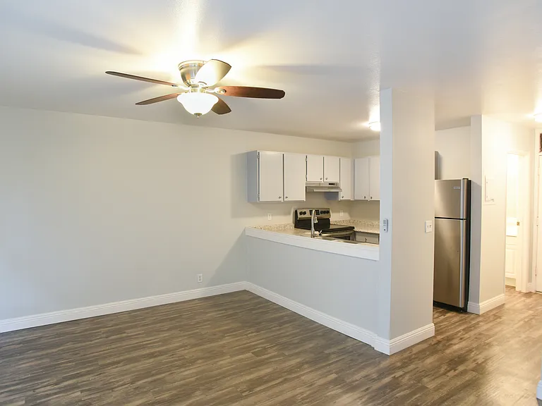 Sunset Terrace — Photo 21