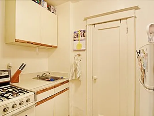 Rented by Corcoran | media 6