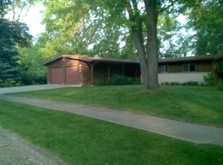 802 Mary Ave, Reedsburg, WI 53959