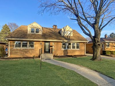 7921 18th AVENUE, Kenosha, WI, 53143