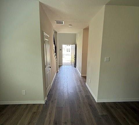 3rd image of 1800 Bleriot Ct