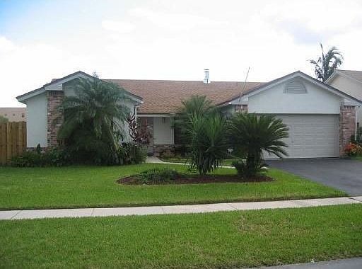 1st image of 10116 NW 31st Ct
