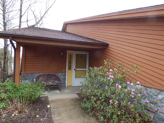 2nd image of 427 Harbor Lake Dr