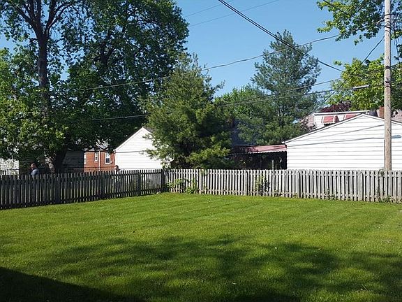 4th image of 273 E 322nd St