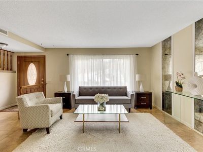 5805 E Camino Pinzon, Anaheim, CA, 92807