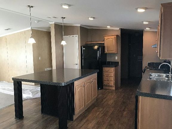 3rd image of 104 NW 48th Ct Lot 141