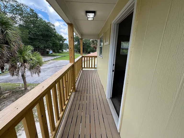 313 Potts Dr #F — Photo 8