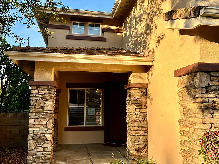 15881 Tanberry Dr — Photo 4