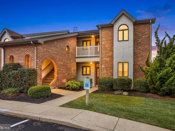 96 Black Oak Dr, Lancaster, PA 17602