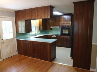 330 S Magnolia St, Mooresville, NC 28115