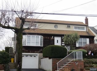 704 Greeley Ave, Fairview, NJ 07022