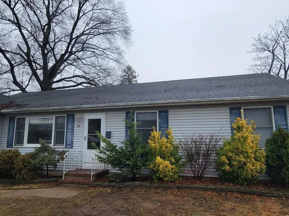 38 Beacon Blvd, Keansburg, NJ 07734