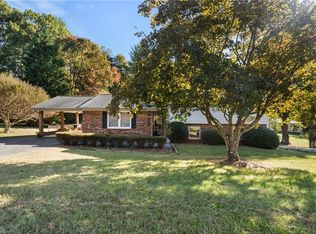 2805 Bobby Ln, Kernersville, NC 27284