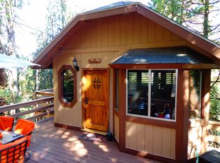 24086 Skyland Dr, Crestline, CA 92325