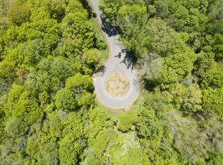 8 Pleasant Hill Ln, Clinton, CT 06413