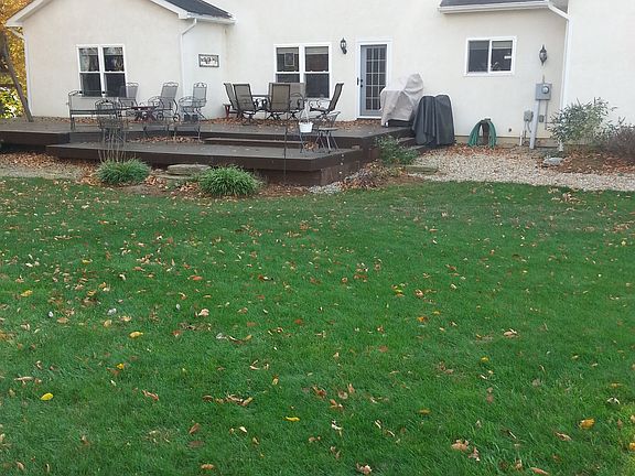 5th image of 119 Zellers Ln SW