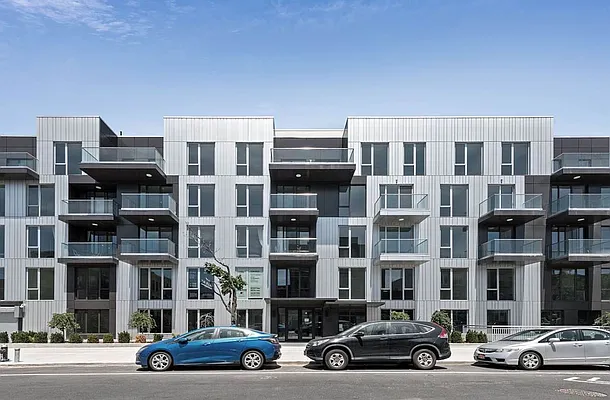 Rented by Luxhome LLC | media 9