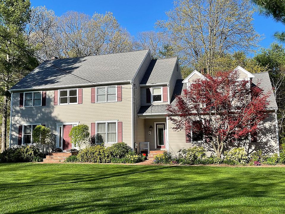 1st image of 1 Tallwood Dr
