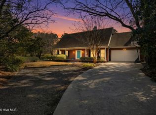 200 Greenwich Ln, Wilmington, NC 28409