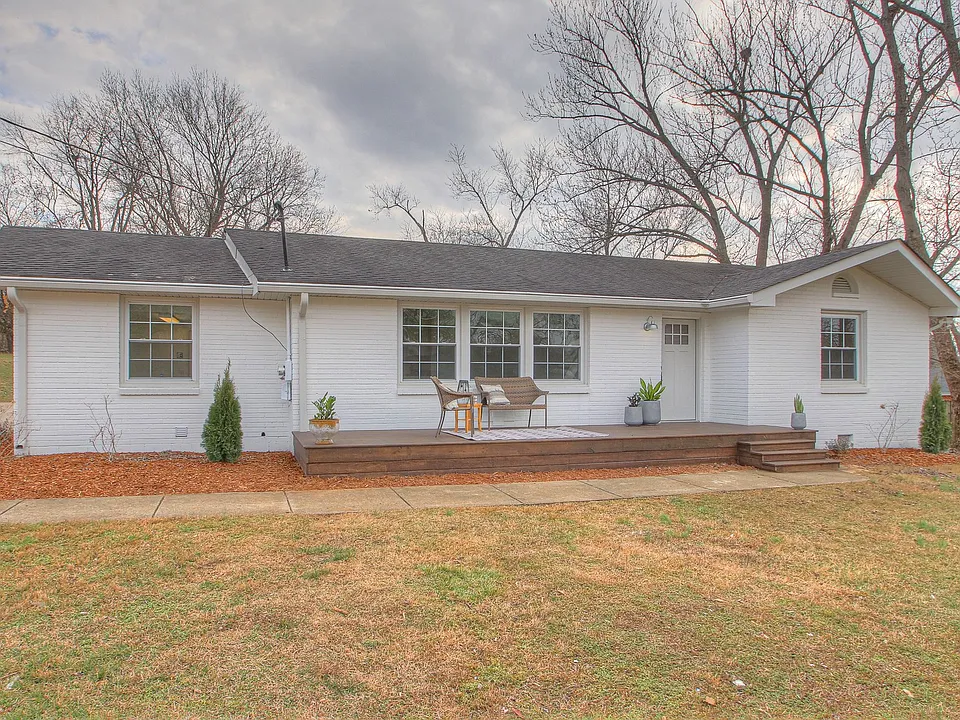 131 McBratney Dr