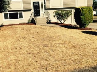 2755 Cambridge Dr, Steilacoom, WA 98388
