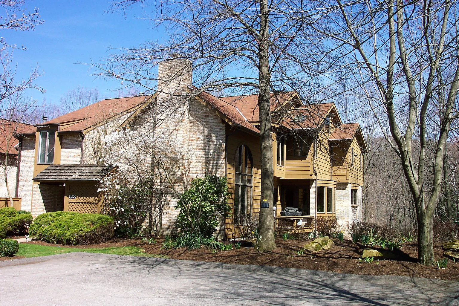 123 Millstone Ln photo 1