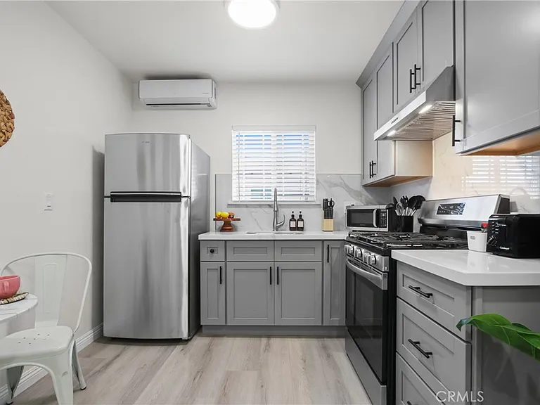 3726 Ellis Ln #B — Photo 17