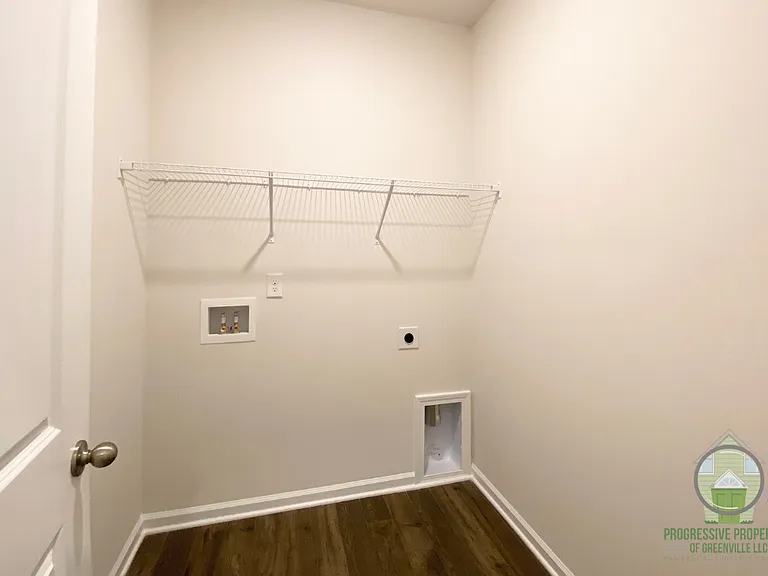 135 Bayridge Rd — Photo 12