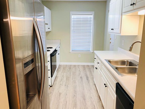 4th image of 68 Heritage Village Ln