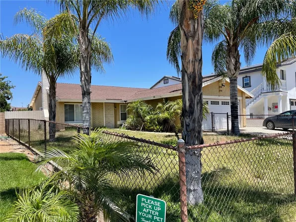 13435 Larkhaven Dr, Moreno Valley, CA 92553