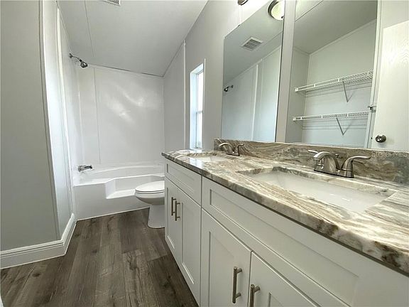 4th image of 9053 Sarah Dr