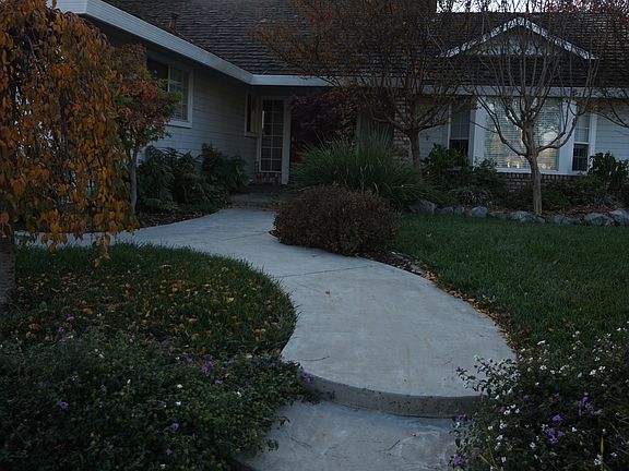 3rd image of 1798 Messina Dr