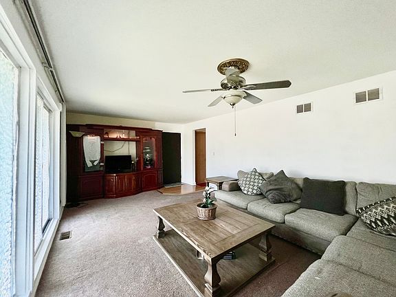 2nd image of 5907 W 103rd St
