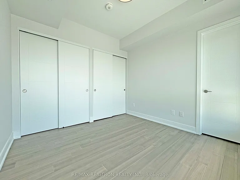 664 Spadina Ave #1001 — Photo 12