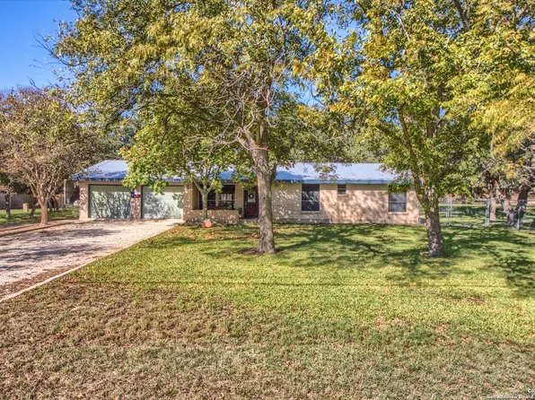 9255 AQUA DR, Boerne, TX 78006