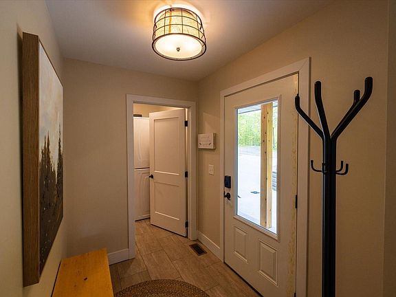 4th image of 17585 S Crystal Springs Rd