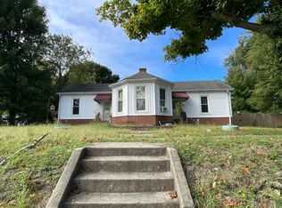 314 E Tennessee Ave, Crewe, VA 23930