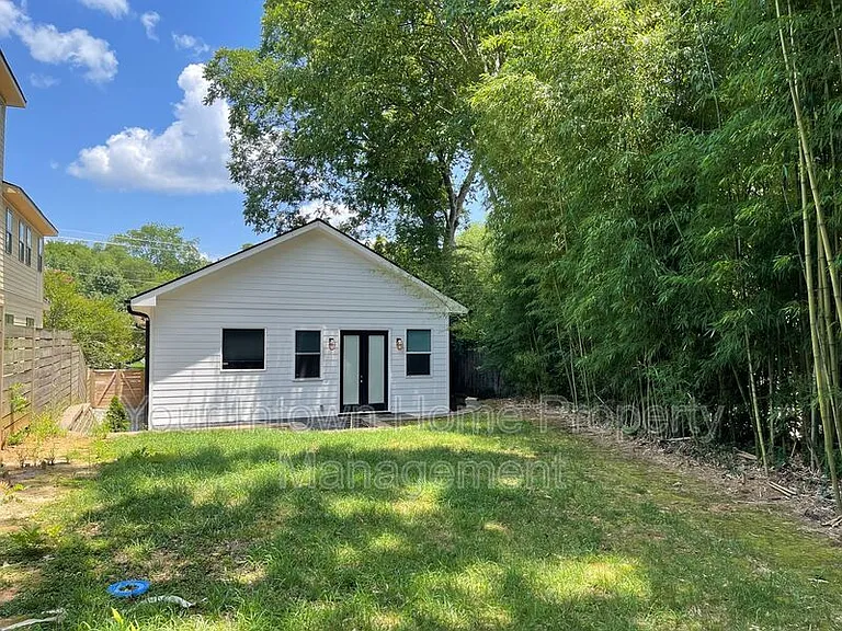 26 Walthall St NE — Photo 25